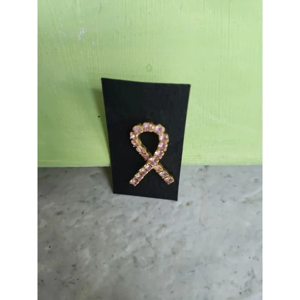 pink crystal ribbon pin brooch